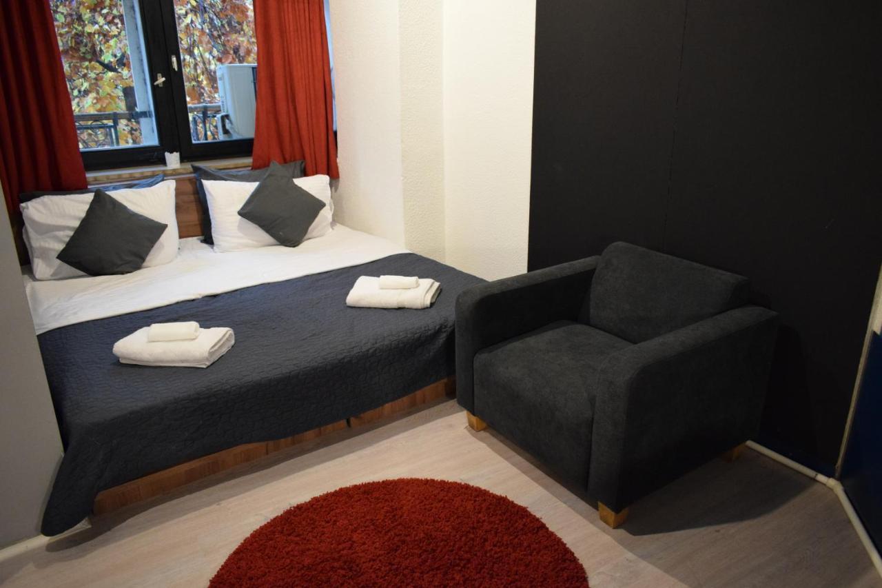 סקופיה M - Square Private Rooms מראה חיצוני תמונה