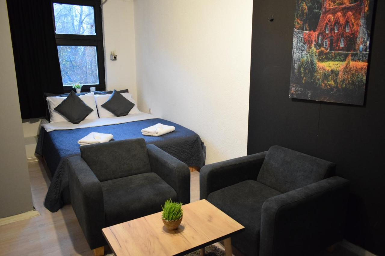 סקופיה M - Square Private Rooms מראה חיצוני תמונה