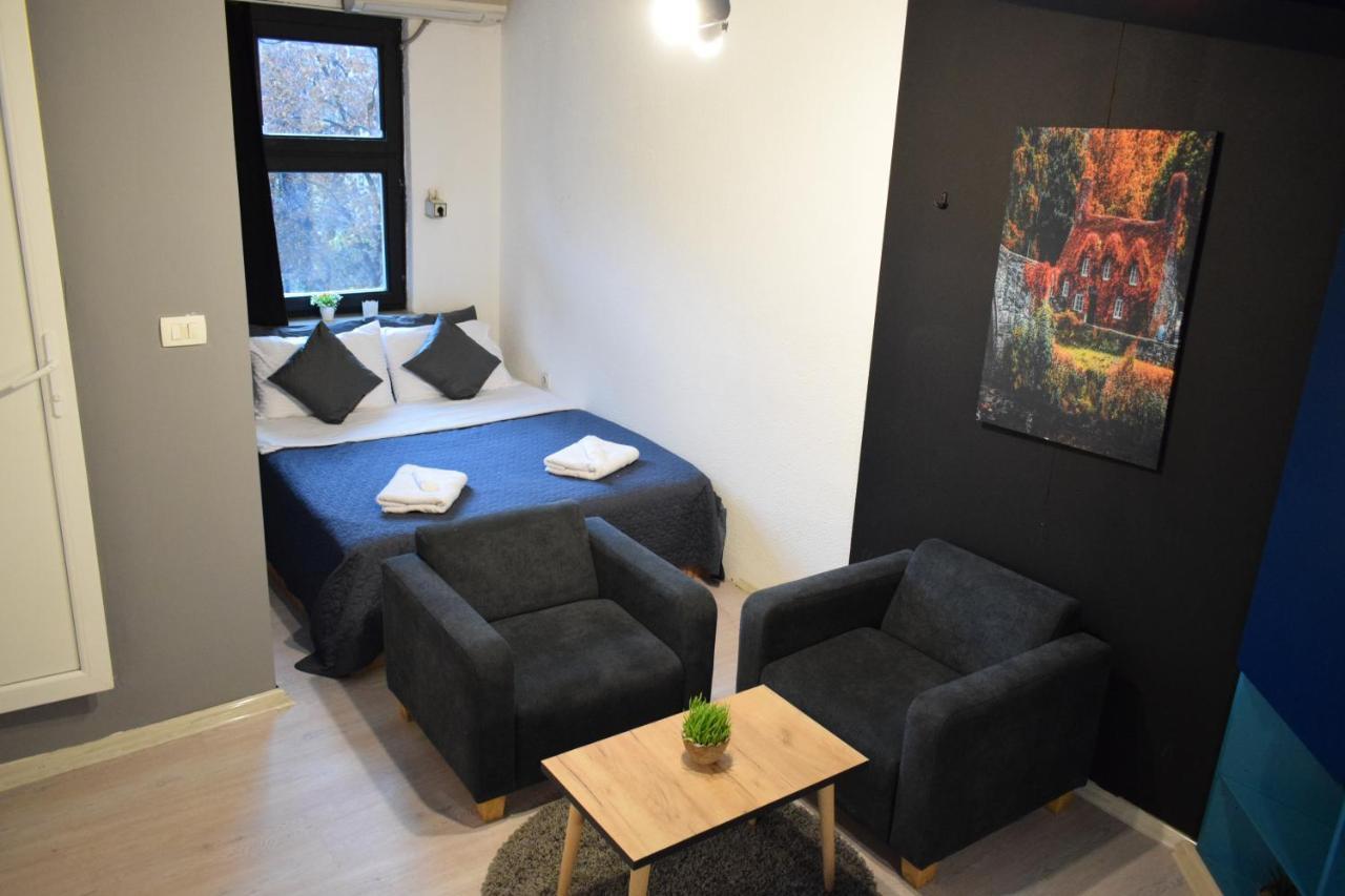 סקופיה M - Square Private Rooms מראה חיצוני תמונה