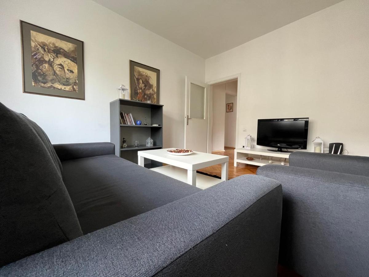 סקופיה M - Square Private Rooms מראה חיצוני תמונה