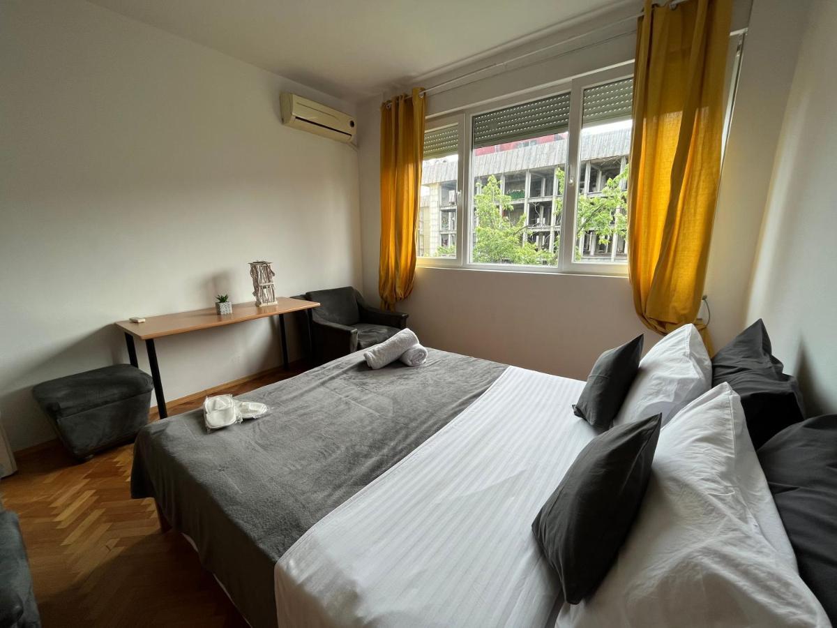 סקופיה M - Square Private Rooms מראה חיצוני תמונה
